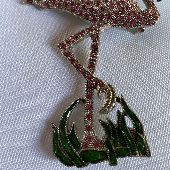 Vintage costume pink flamingo brooch - Picture 4 of 5